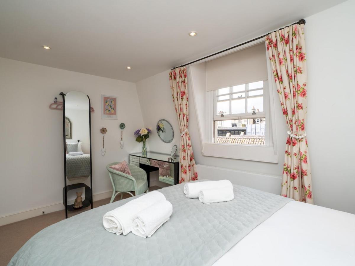 Pass The Keys 2 Bed Flat In The Heart Of Bath Apartment Exterior photo